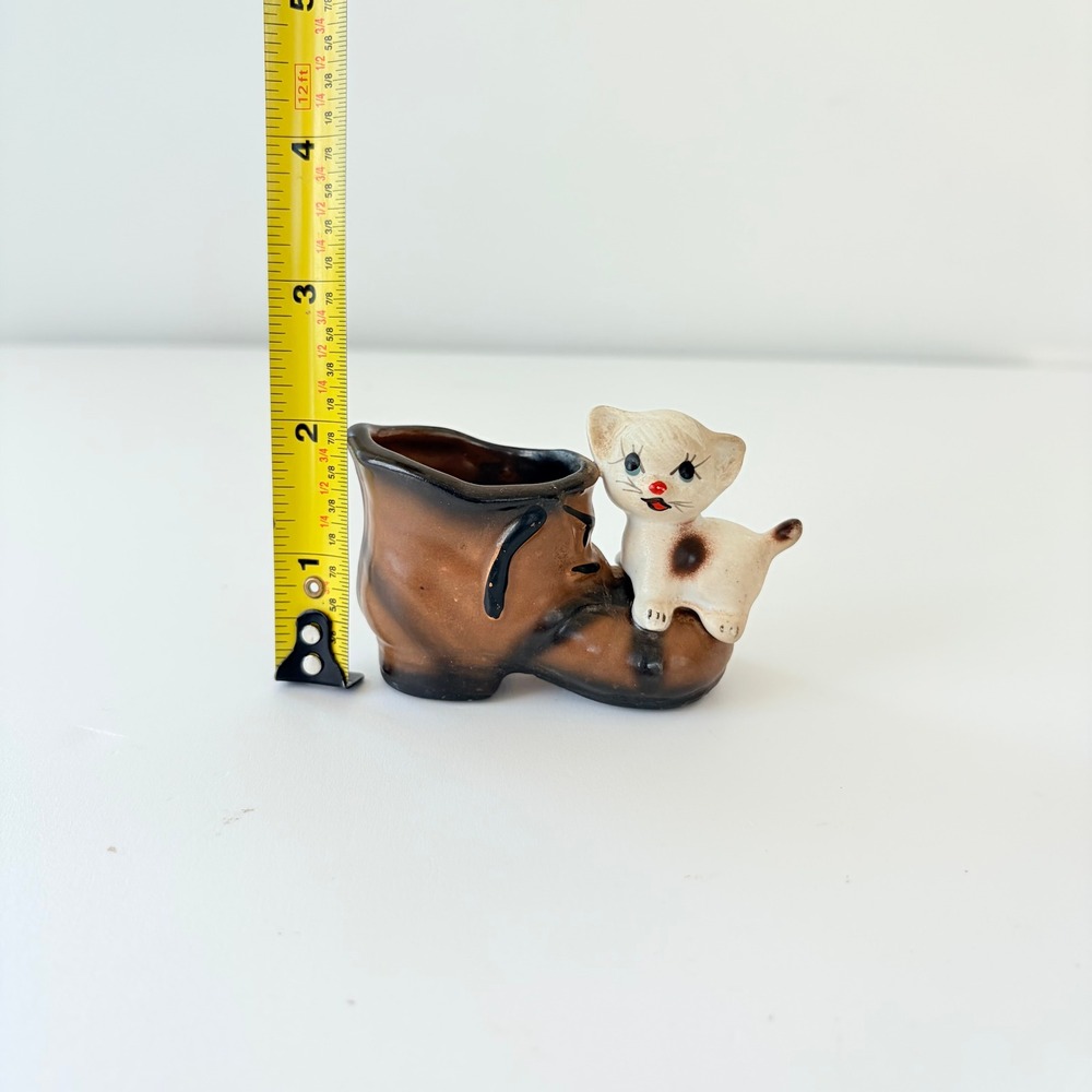 Vintage Enesco Japan Ceramic Kitten on Boot Figurine‎ Planter Brown White Kitsch - Picture 3 of 6